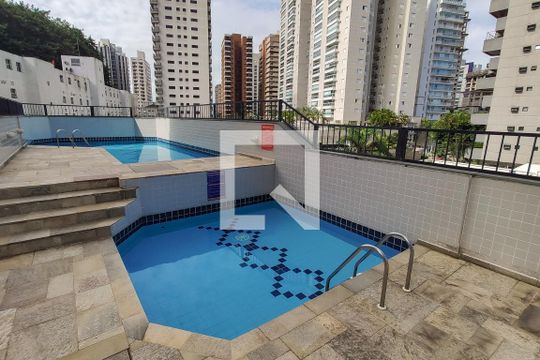 Área comum - Piscina de apartamento para alugar com 2 quartos, 66m² em Jardim Las Palmas, Guarujá