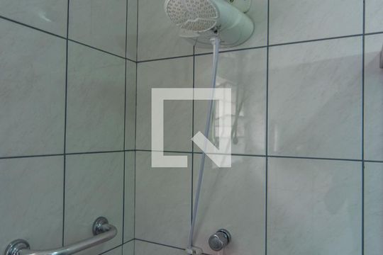 Banheiro de casa à venda com 3 quartos, 184m² em Vila Oratório, São Paulo