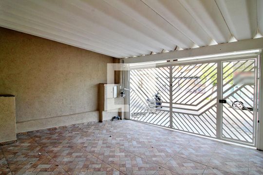 Garagem de casa para alugar com 3 quartos, 130m² em Vila Pinheirinho, Santo André