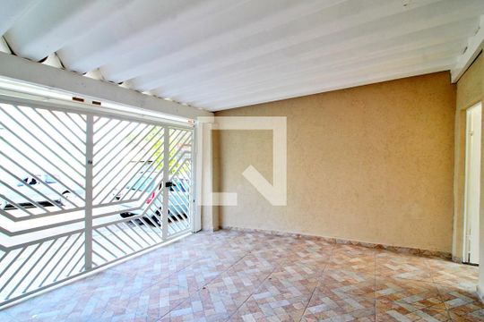 Garagem de casa para alugar com 3 quartos, 130m² em Vila Pinheirinho, Santo André
