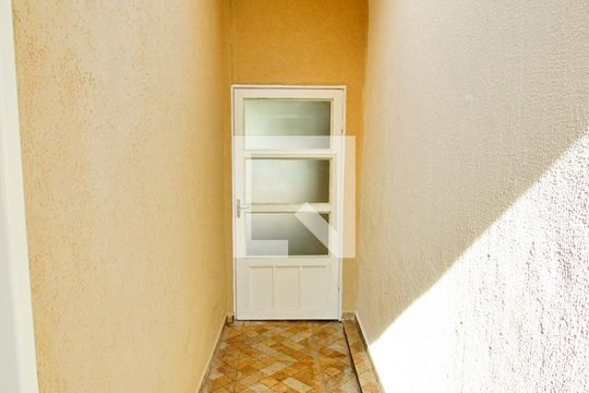 Casa para alugar com 3 quartos, 130m² em Vila Pinheirinho, Santo André