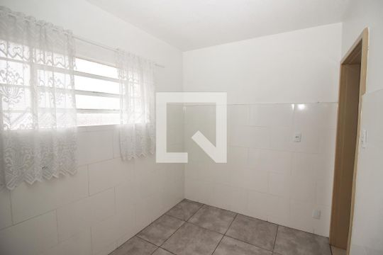 Cozinha de apartamento para alugar com 2 quartos, 85m² em Azenha, Porto Alegre