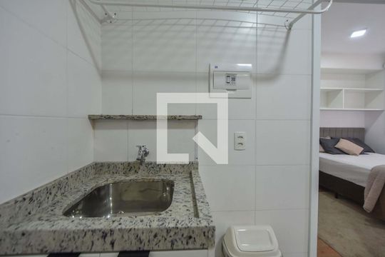 Lavanderia  de apartamento à venda com 1 quarto, 28m² em Jardim Caravelas, São Paulo