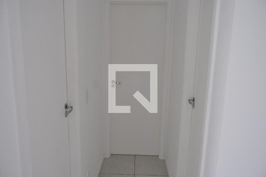 Corredor de apartamento à venda com 2 quartos, 57m² em Todos Os Santos, Rio de Janeiro