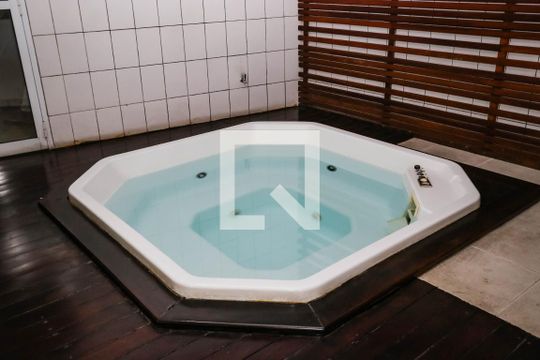 Hidromassagem de casa de condomínio à venda com 3 quartos, 106m² em Vila Andrade, São Paulo