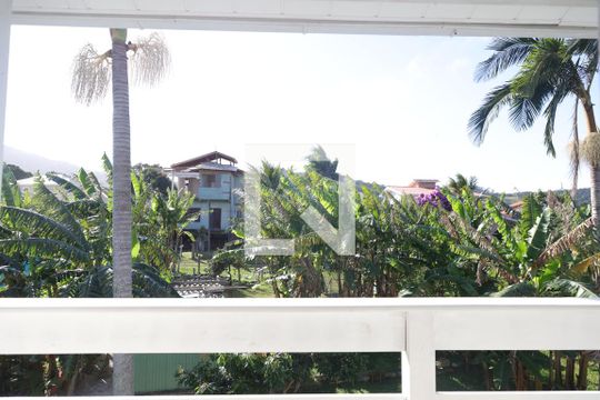 Apartamento para alugar com 1 quarto, 45m² em Cachoeira do Bom Jesus, Florianópolis