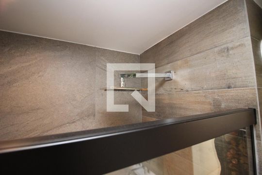 Banheiro de kitnet/studio para alugar com 1 quarto, 35m² em Norte (águas Claras), Brasília