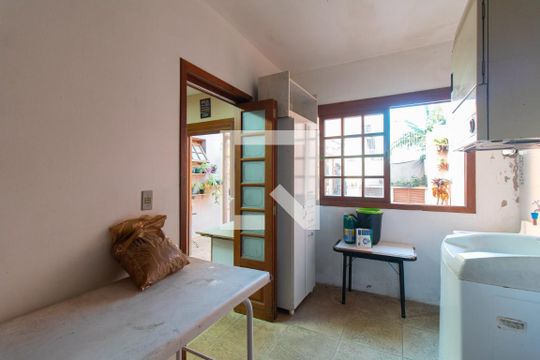 Área de Serviço de casa de condomínio à venda com 5 quartos, 340m² em Espírito Santo, Porto Alegre