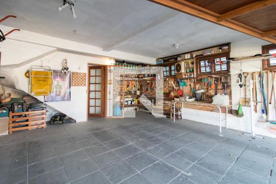 Garagem de casa de condomínio à venda com 5 quartos, 340m² em Espírito Santo, Porto Alegre