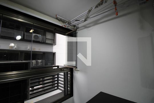 Área de Serviço de apartamento para alugar com 1 quarto, 70m² em Cidade Monções, São Paulo