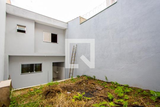Quintal/Jardim de casa à venda com 3 quartos, 165m² em Parque São Vicente, Mauá