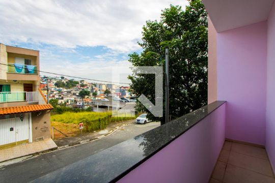 Varanda da sala de casa à venda com 3 quartos, 165m² em Parque São Vicente, Mauá
