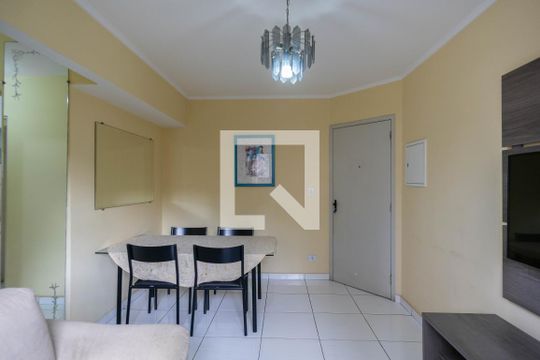 Sala de apartamento para alugar com 2 quartos, 50m² em Vila Primavera, São Paulo