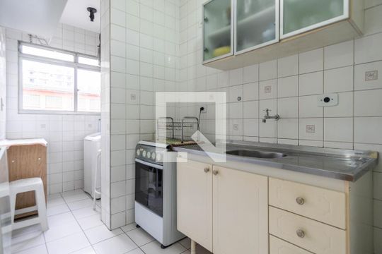 Cozinha de apartamento para alugar com 2 quartos, 50m² em Vila Primavera, São Paulo