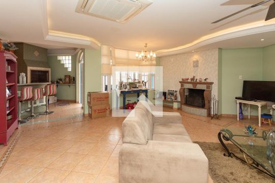 Casa à venda com 2 quartos, 340m² em Cristo Redentor, Porto Alegre