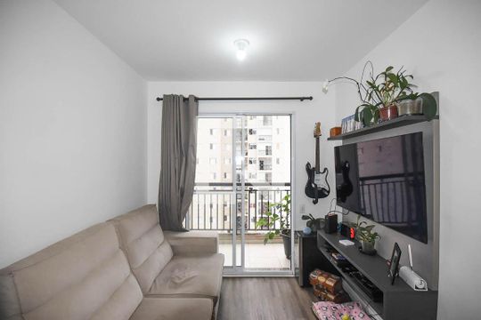 Sala de apartamento à venda com 2 quartos, 50m² em Vila Praia, São Paulo