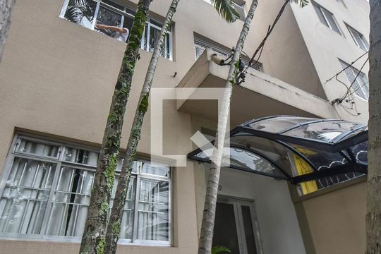 Prédio  de apartamento para alugar com 2 quartos, 59m² em Jardim Dom Bosco, São Paulo