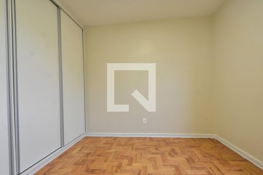 Quarto 01 de apartamento para alugar com 2 quartos, 59m² em Jardim Dom Bosco, São Paulo