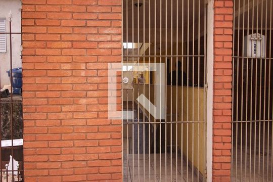 Fachada de casa para alugar com 1 quarto, 65m² em Casa Verde Alta, São Paulo