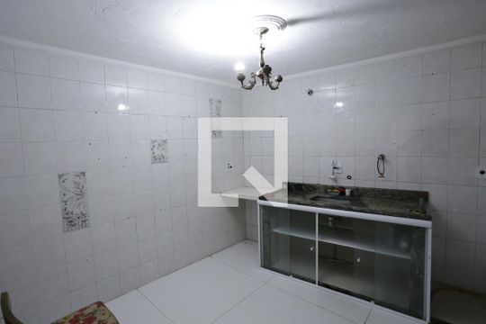 Cozinha de casa à venda com 2 quartos, 250m² em Vila Ré, São Paulo