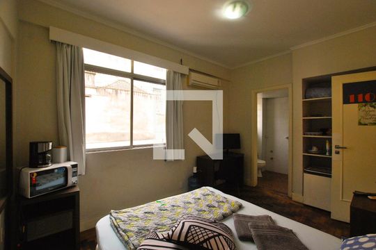 Studio de kitnet/studio para alugar com 1 quarto, 17m² em Centro Histórico, Porto Alegre
