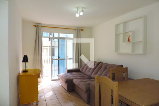 Apartamento para alugar com 1 quarto, 42m² em Abraão, Florianópolis