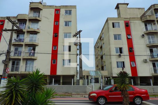 Fachada de apartamento para alugar com 1 quarto, 42m² em Abraão, Florianópolis