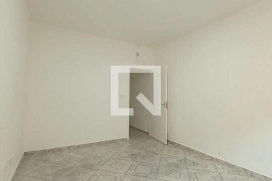 Quarto 1 de casa para alugar com 2 quartos, 80m² em Parque Boturussu, São Paulo