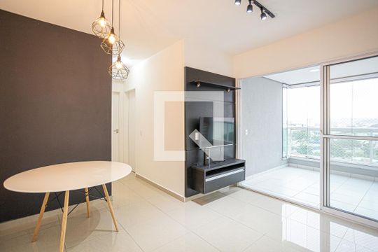 Apartamento para alugar com 2 quartos, 60m² em Centro, Osasco