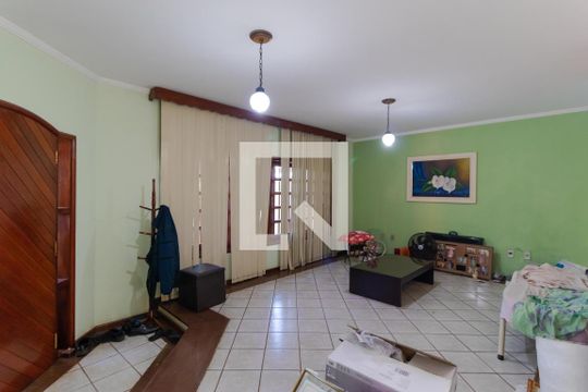 Sala de casa à venda com 3 quartos, 270m² em Jardim Magnólia, Campinas