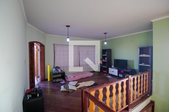 Sala de TV de casa à venda com 3 quartos, 270m² em Jardim Magnólia, Campinas
