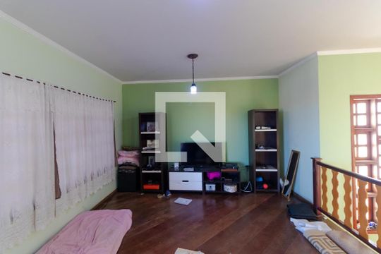 Sala de TV de casa à venda com 3 quartos, 270m² em Jardim Magnólia, Campinas