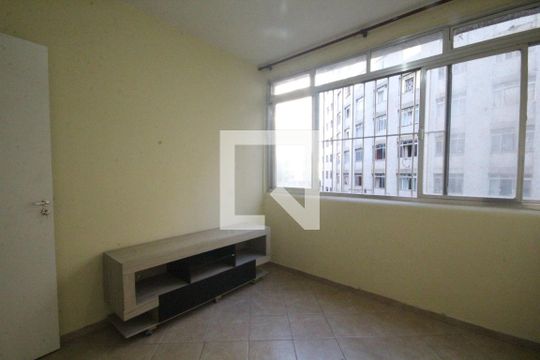 Sala/Quarto de apartamento à venda com 1 quarto, 33m² em Liberdade, São Paulo