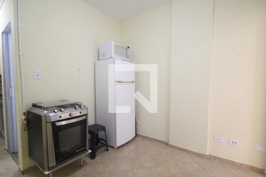 Cozinha de apartamento à venda com 1 quarto, 33m² em Liberdade, São Paulo