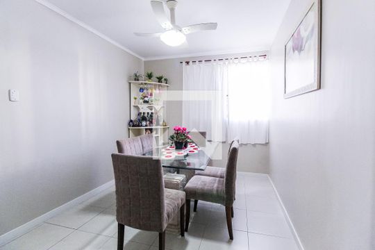 Sala de jantar de apartamento à venda com 2 quartos, 62m² em Rubem Berta, Porto Alegre