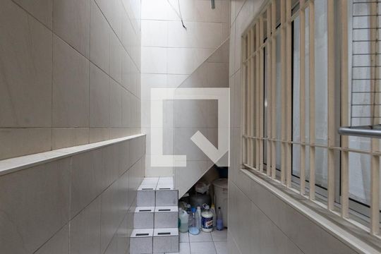 Área Externa de casa à venda com 2 quartos, 80m² em Penha de França, São Paulo