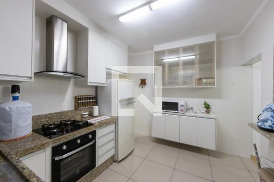 Cozinha de casa à venda com 2 quartos, 80m² em Penha de França, São Paulo