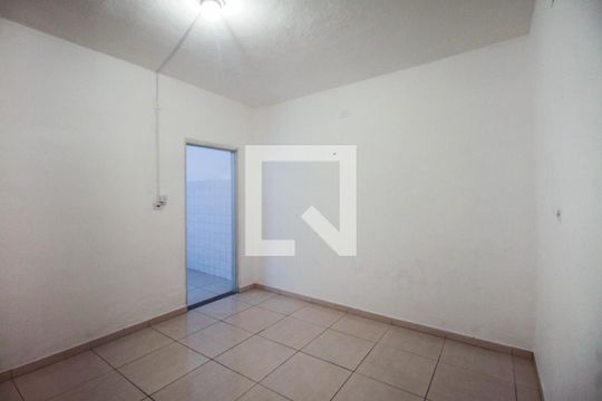 Dormitório de casa à venda com 5 quartos, 300m² em Vila São Nicolau, São Paulo