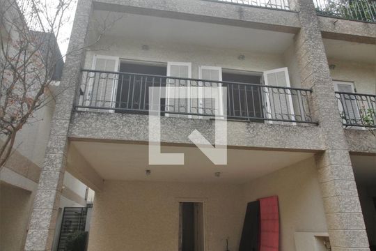 Fachada de casa de condomínio à venda com 3 quartos, 300m² em Jardim Viana, São Paulo