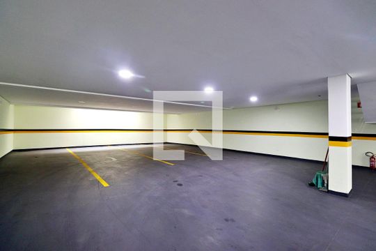 Garagem de apartamento à venda com 2 quartos, 100m² em Parque Oratorio, Santo André