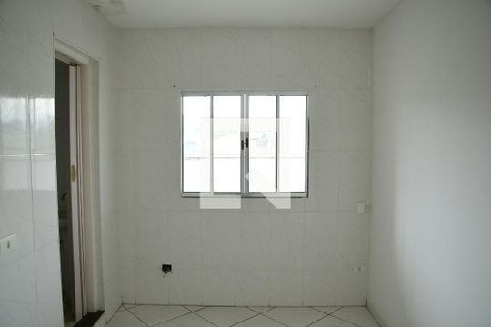 Cozinha de apartamento para alugar com 2 quartos, 65m² em Parque Alexandre, Cotia