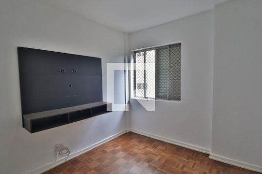 Quarto 2 de apartamento para alugar com 2 quartos, 70m² em Pinheiros, São Paulo