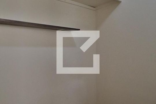 Quarto de Serviço de apartamento para alugar com 2 quartos, 70m² em Pinheiros, São Paulo