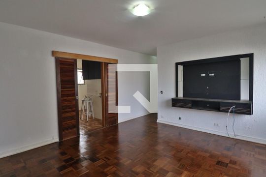Sala  de apartamento para alugar com 2 quartos, 70m² em Pinheiros, São Paulo