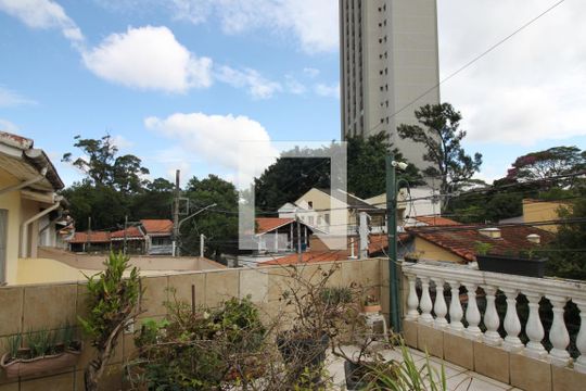 Varanda de casa para alugar com 3 quartos, 240m² em Vila Anhangüera, São Paulo