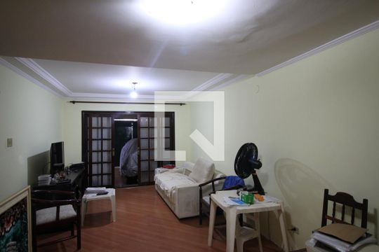Sala de casa para alugar com 3 quartos, 240m² em Vila Anhangüera, São Paulo