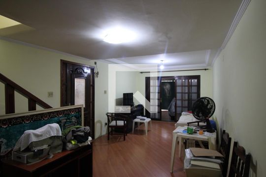 Sala de casa para alugar com 3 quartos, 240m² em Vila Anhangüera, São Paulo