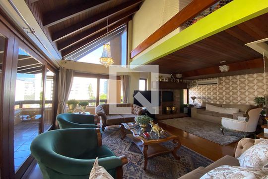 Sala de Estar de apartamento à venda com 2 quartos, 250m² em Centro, São Leopoldo