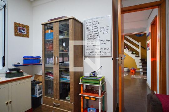Quarto 1 de apartamento à venda com 4 quartos, 110m² em Passo D’areia, Porto Alegre