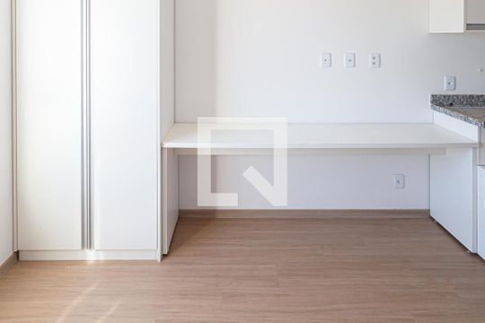 Studio de kitnet/studio para alugar com 1 quarto, 16m² em Bela Vista, São Paulo